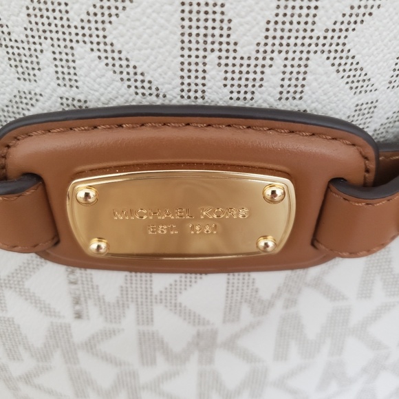 Michael Kors Handbag - Picture 2 of 4